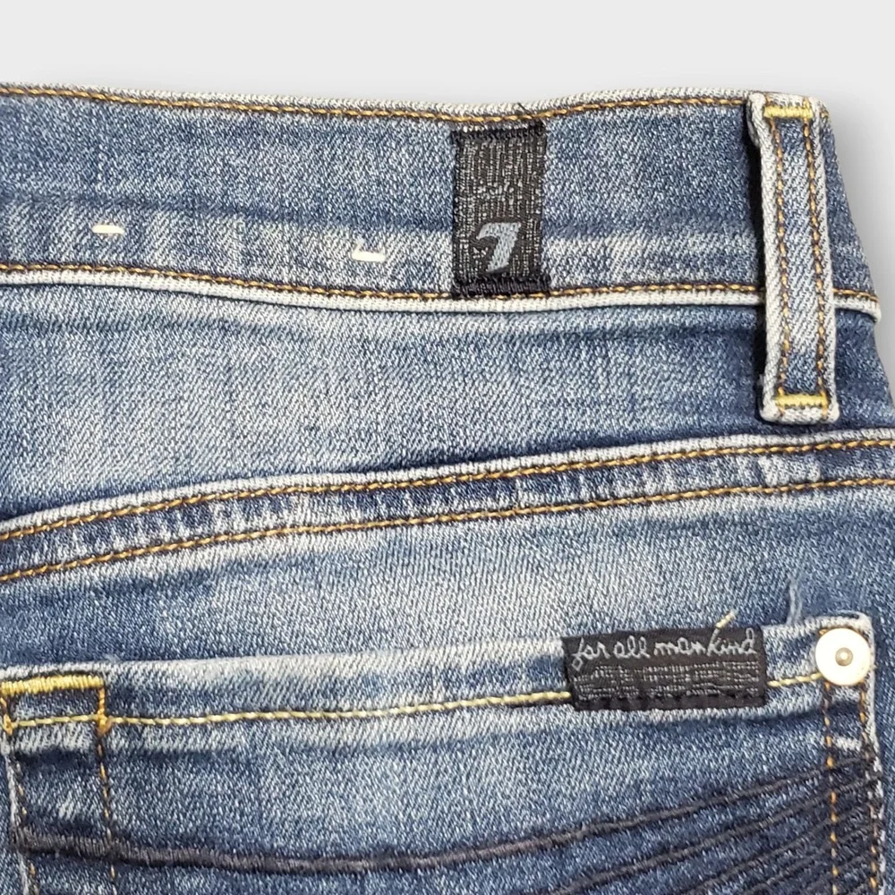 7 For All Mankind Dojo Flare Jeans Blue Denim Women Size 26 Medium Wash - Picture 5 of 15